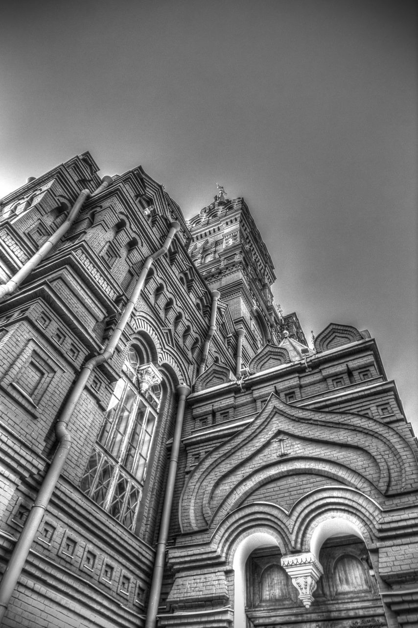 Historical museum: Building at the Red Square (HDR)