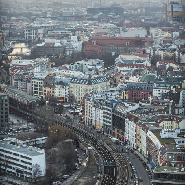 Berlin evening: Flying through the city