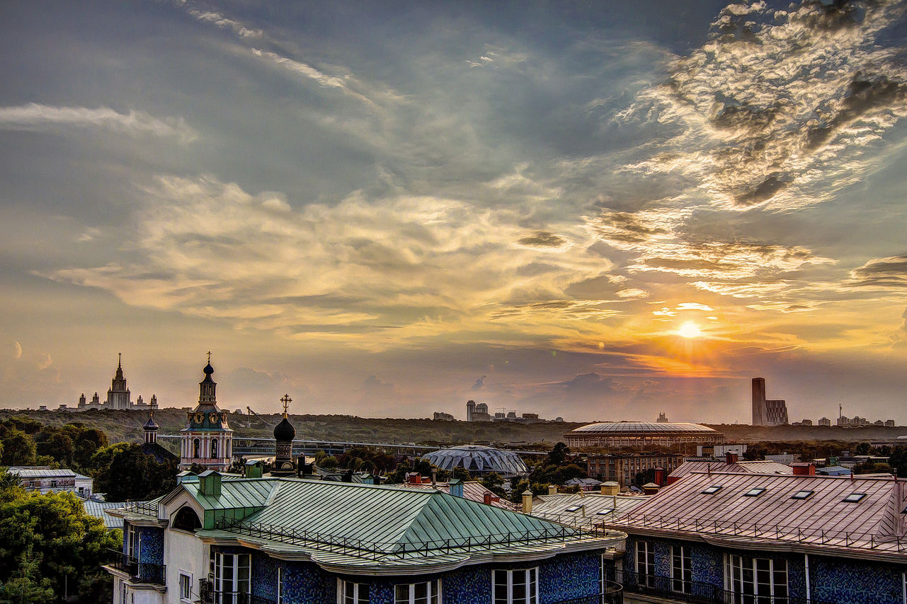 Urban sunset: Inspired by painter Aivazovsky (HDR)