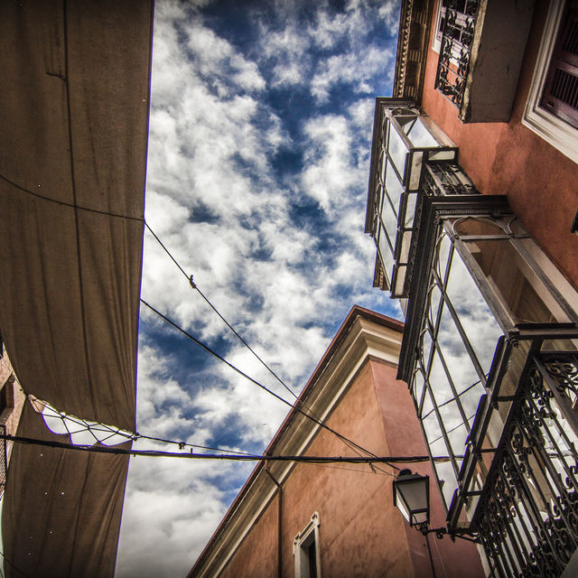 Toledo: Bright sky of the capital