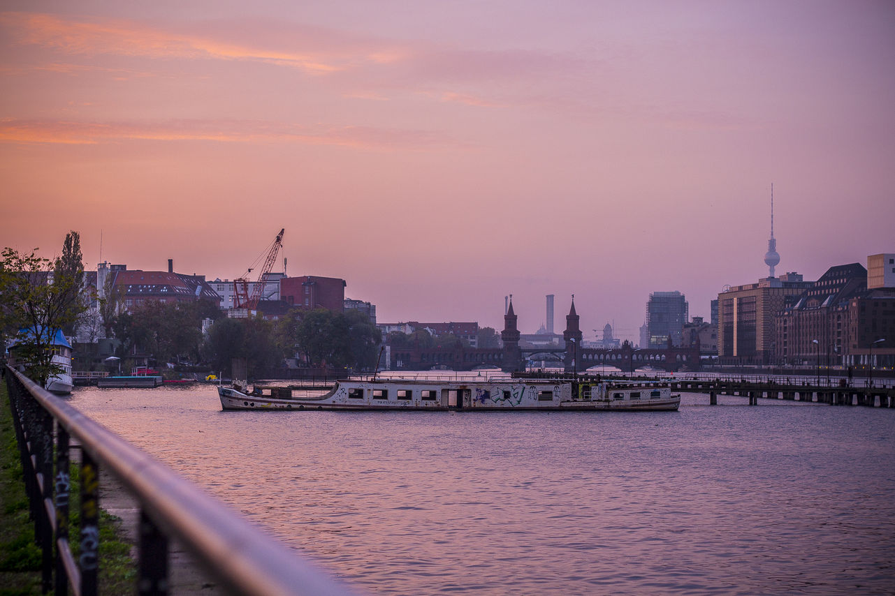 Forsaken ship on Spree: Violet sunset in Berlin