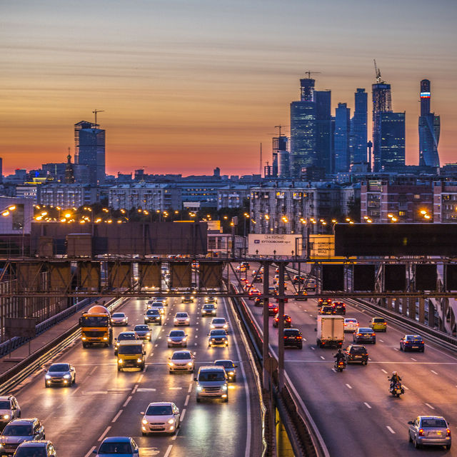 Multilayer sunset: Moscow evening colors